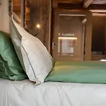 Akchalet Akon